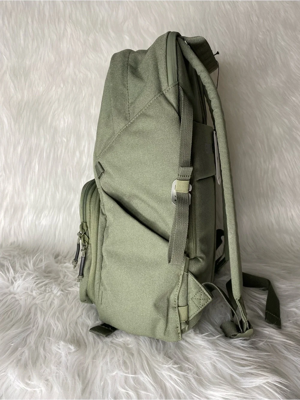 Brevite The Jumper Backpack (Pine Green